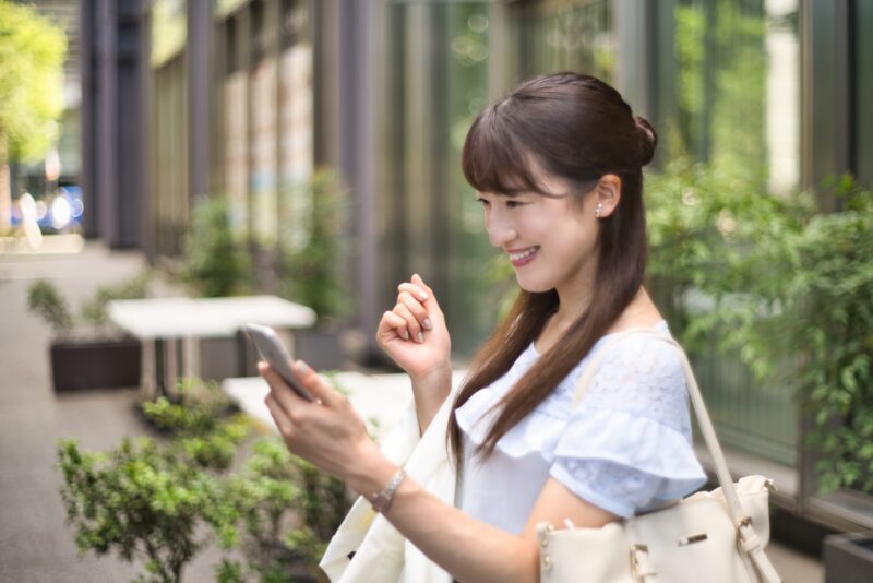 アイラッシュサロンのLINE集客で使える機能
